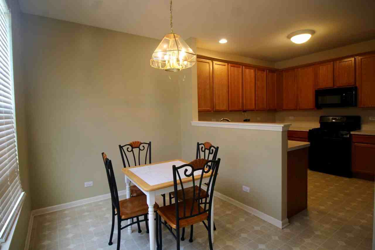 124 W Park Ave - Photo 3 of 20