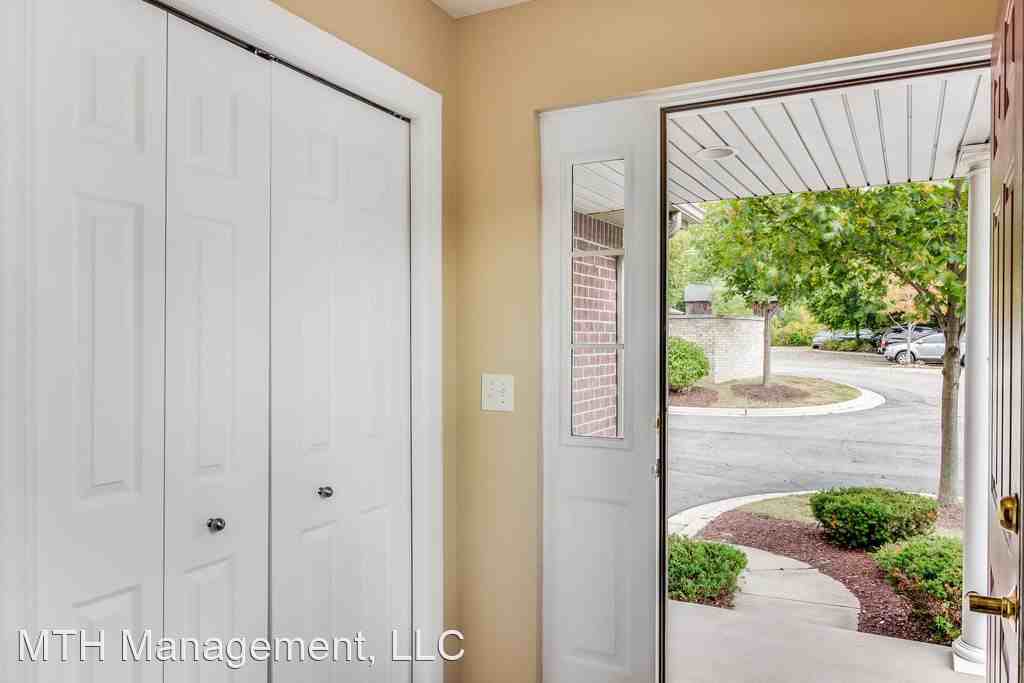 225 - 239 South Bridge Street - Photo 3 of 28