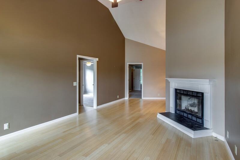 2208 Bryce Cv - Photo 3 of 21