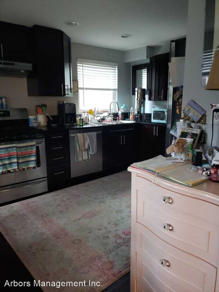 129 Victory Ln - Photo 3 of 7