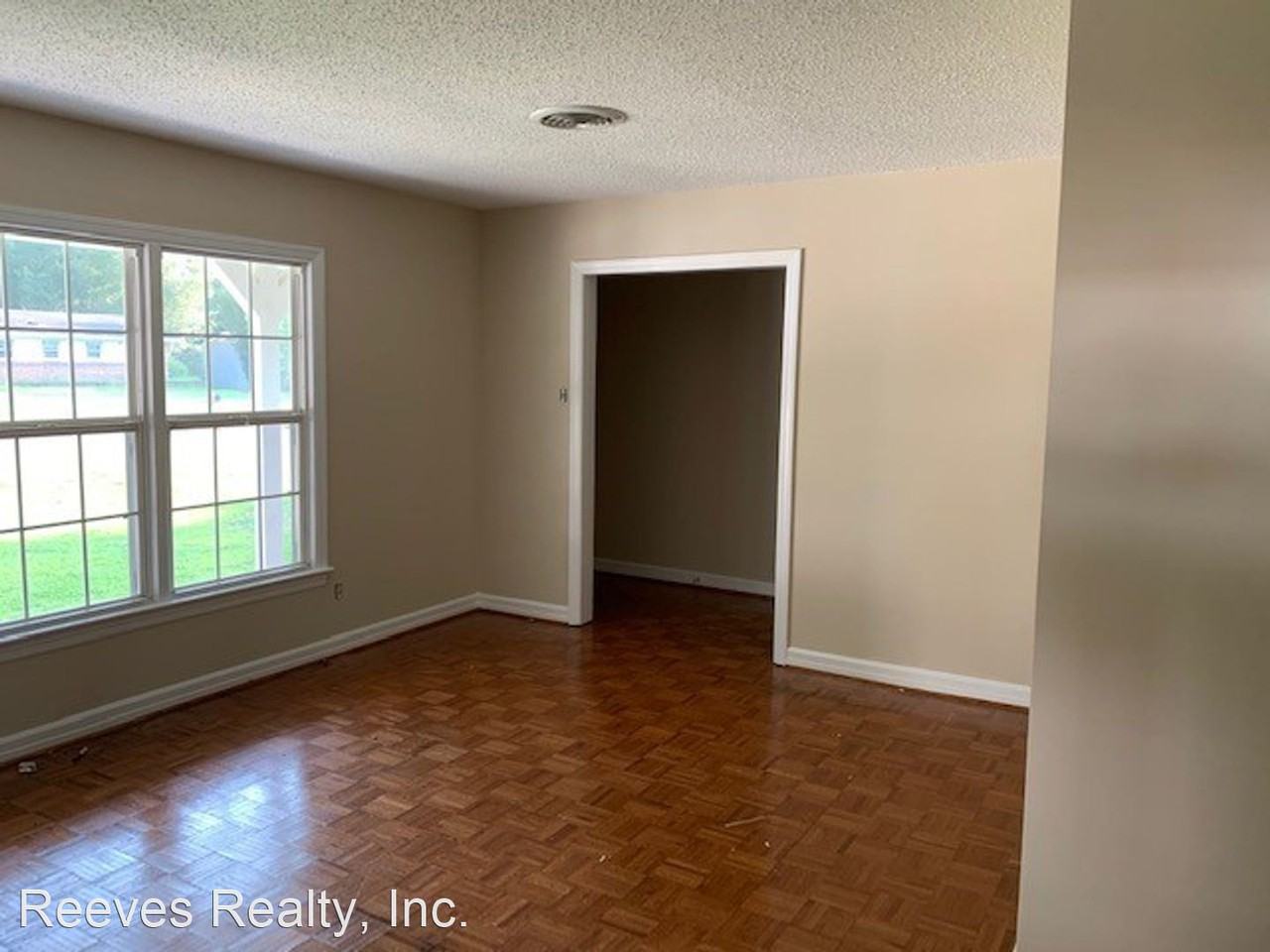 1514 Montpelier St - Photo 2 of 17