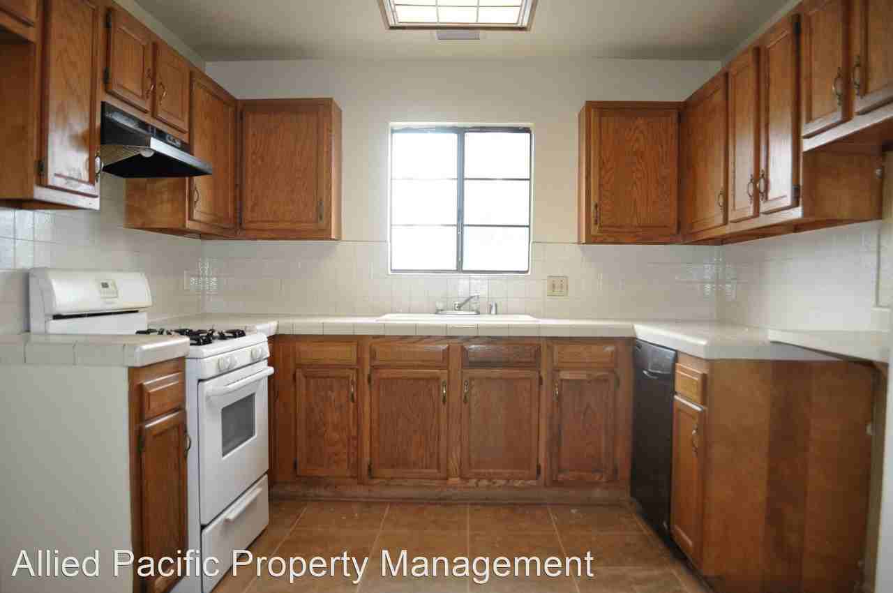 726 Chestnut Ave. - Photo 3 of 9
