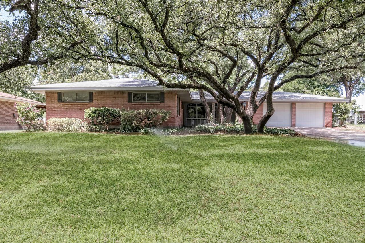 904 Palmetto St - Photo 2 of 31