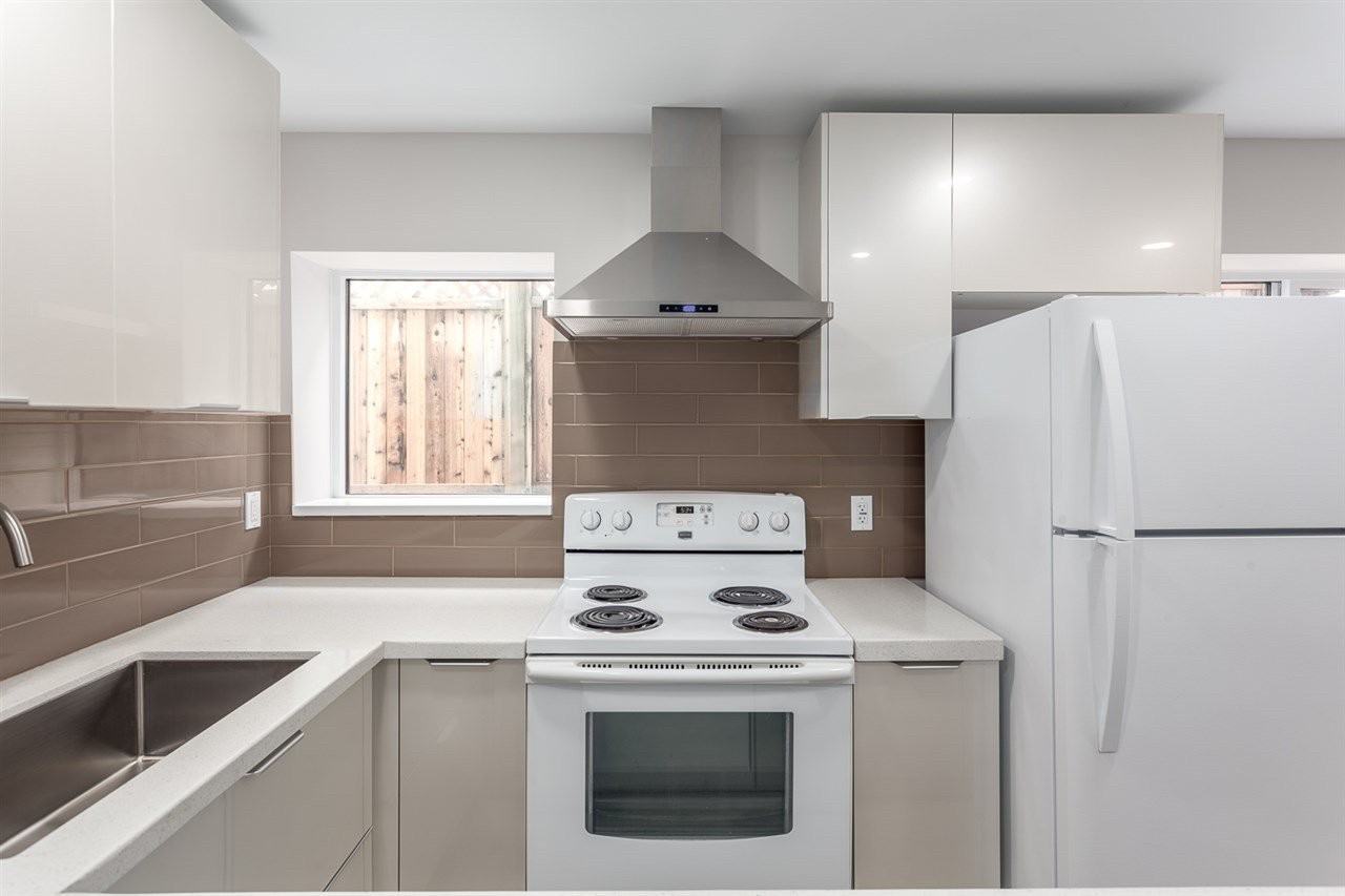 2754 East 43rd Avenue - Photo 2 of 9