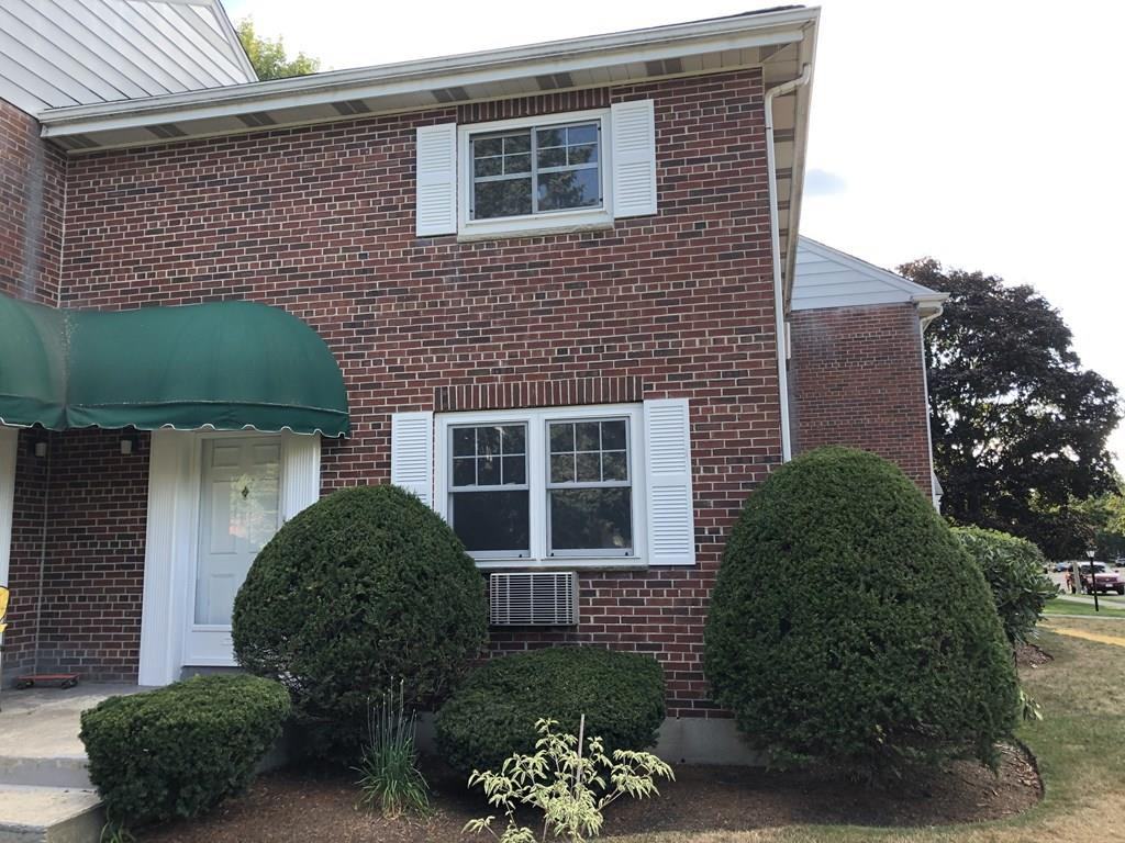 132 Emerson Gardens Rd - Photo 2 of 11