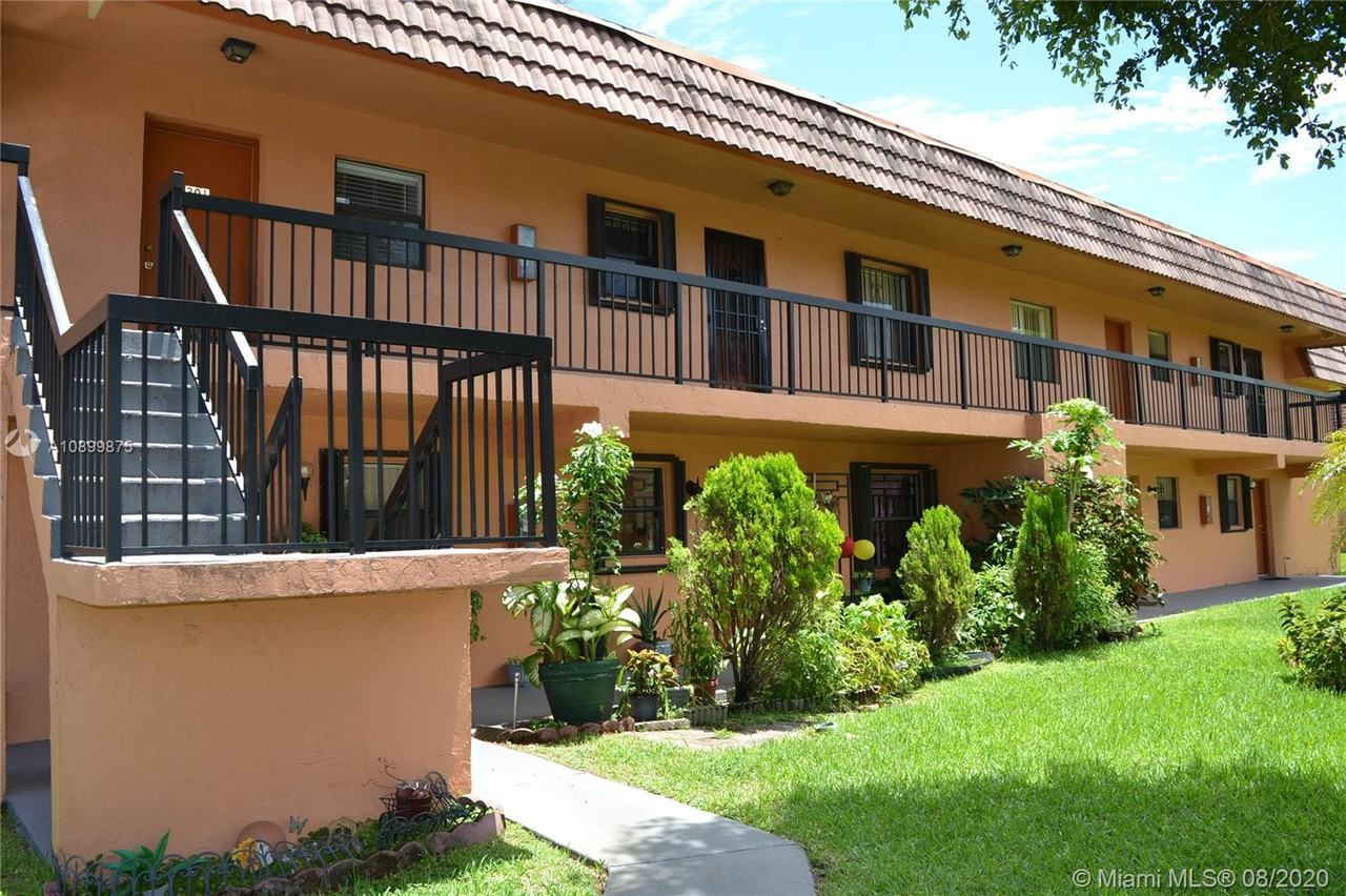 6395 W 27th Ct 202-7 - Photo 2 of 24