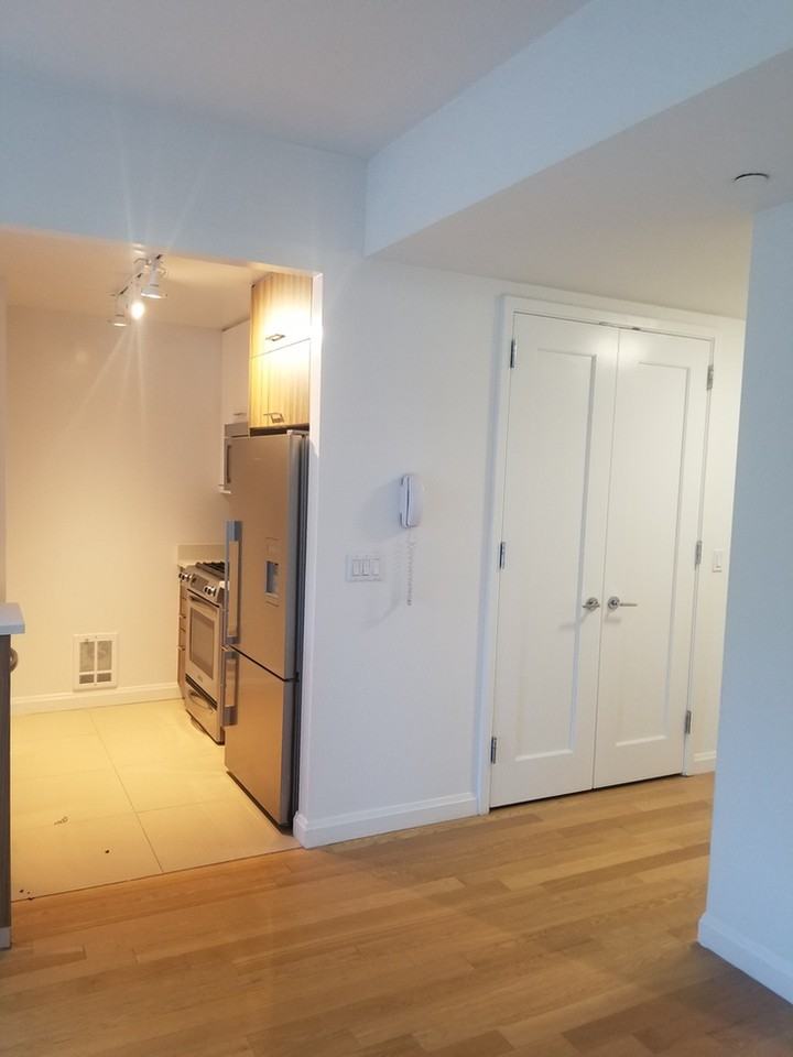 Columbus Square - Photo 3 of 18