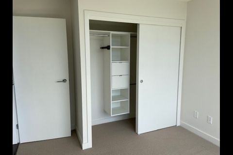 13750 100 Avenue - Photo 5 of 8