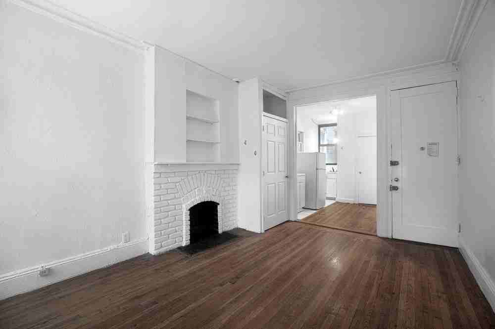 >7 Morton Street - Photo 2 of 10