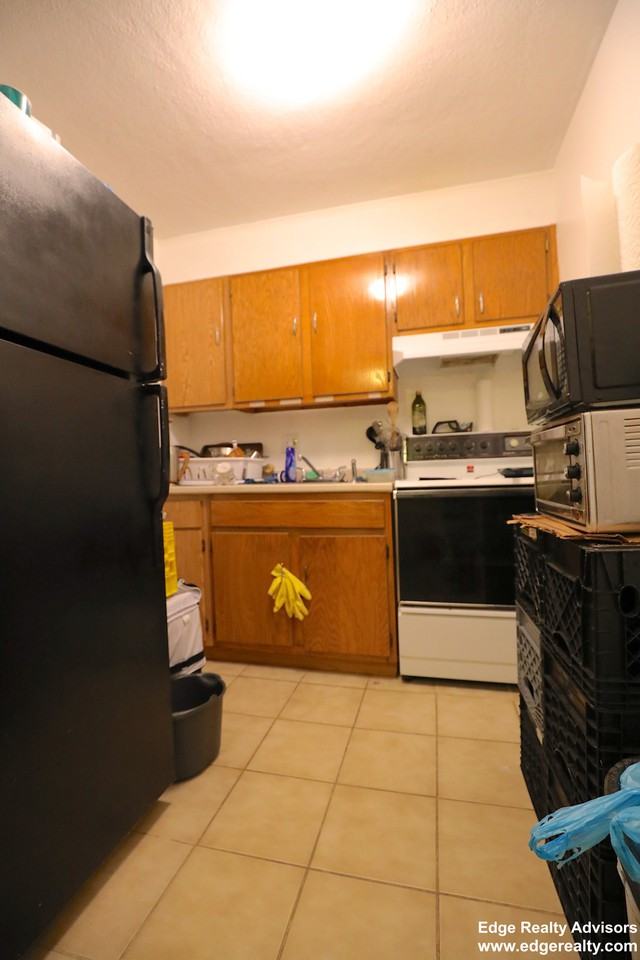 20 Radcliffe Road #102 - Photo 2 of 6