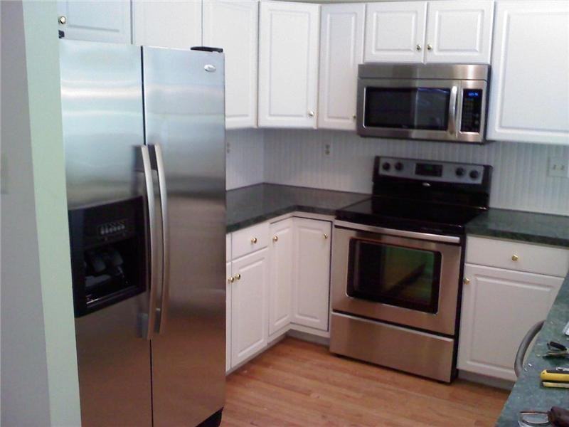 213 Green View Ct - Photo 2 of 13