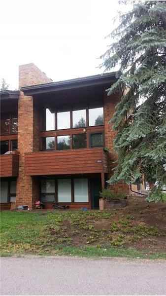 54 Columbine Cir #C26 - Photo 2 of 8