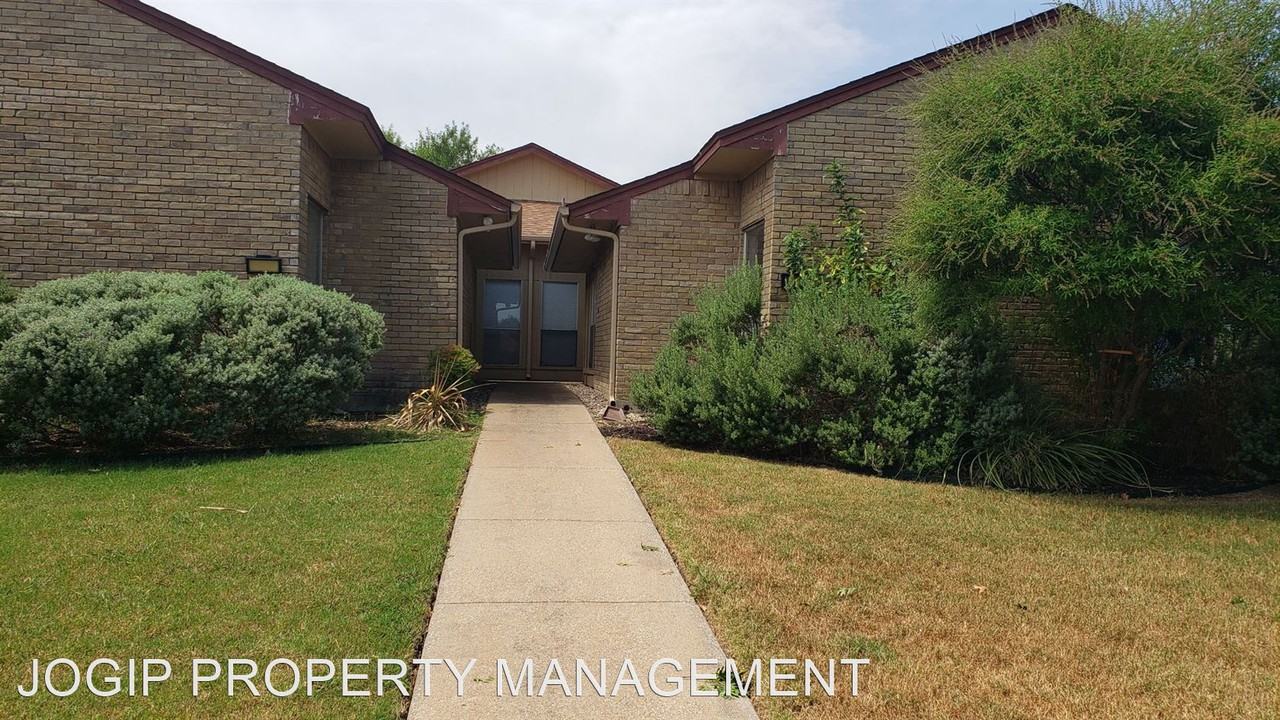 12337 Ferris Creek Ln - Photo 2 of 23