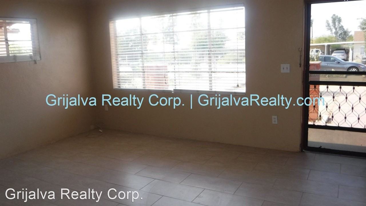 809 W Vanover Rd - Photo 2 of 11