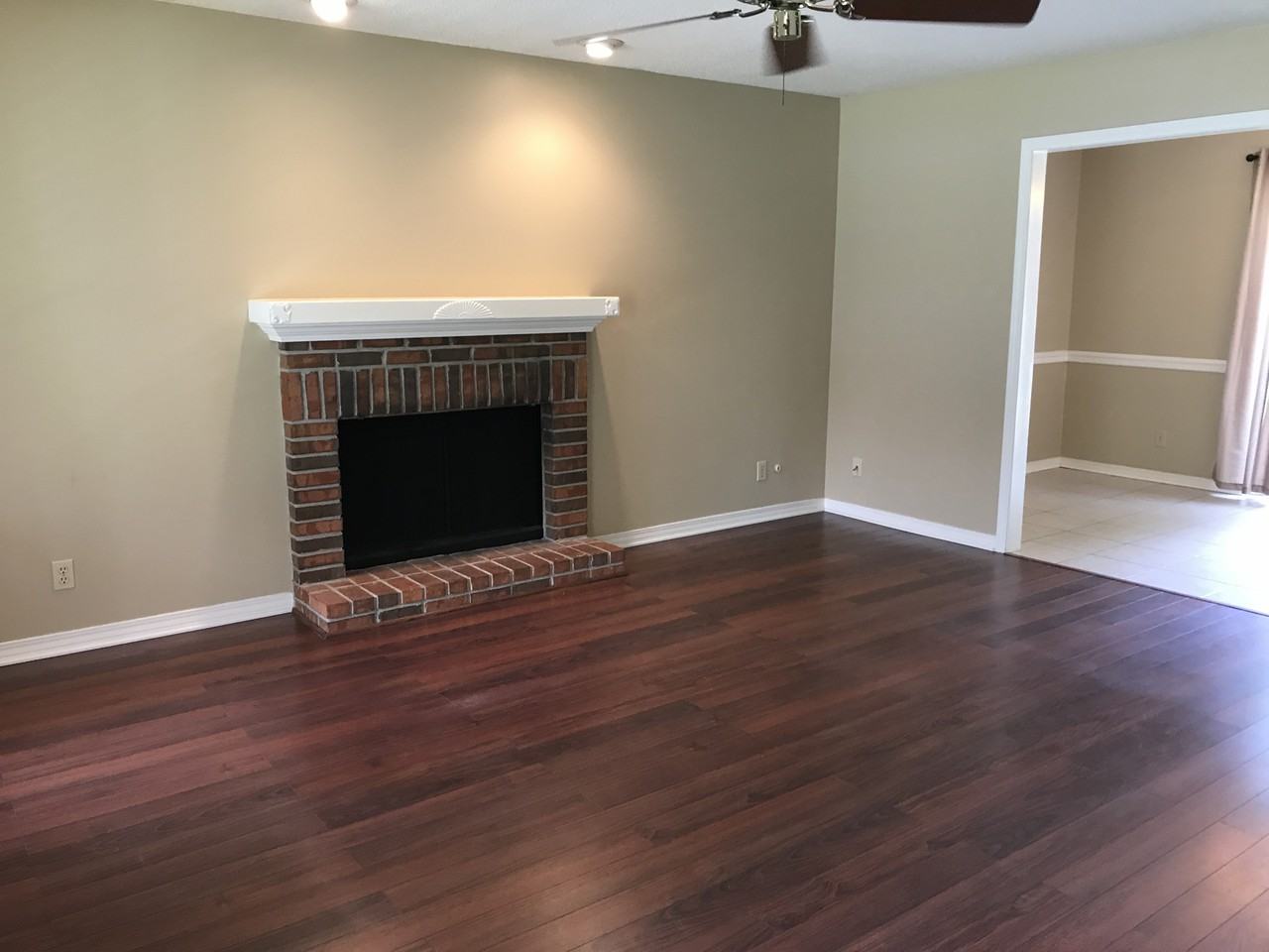 102 Myrna Cir - Photo 2 of 16