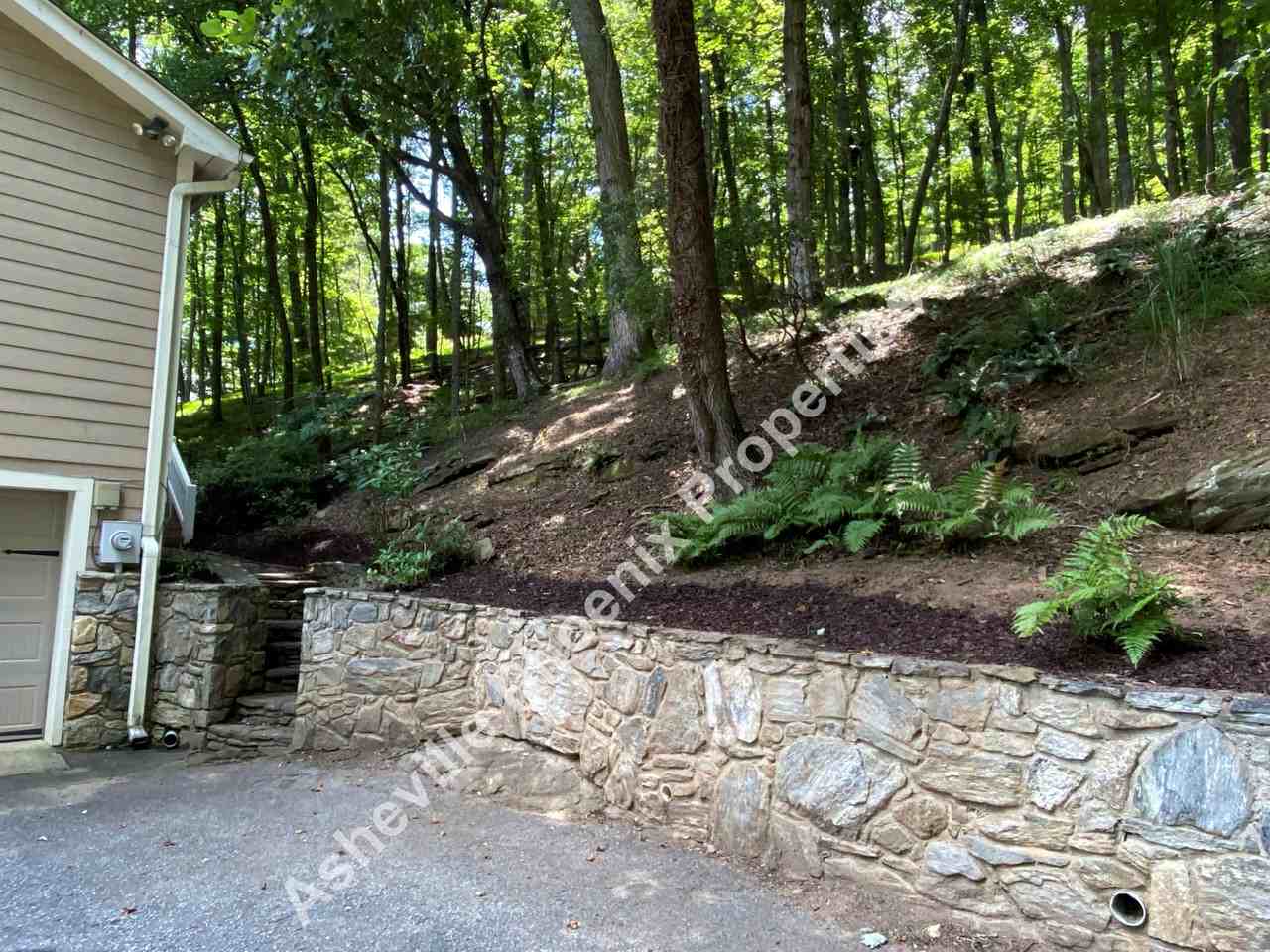 1092 High Vista Dr - Photo 3 of 22