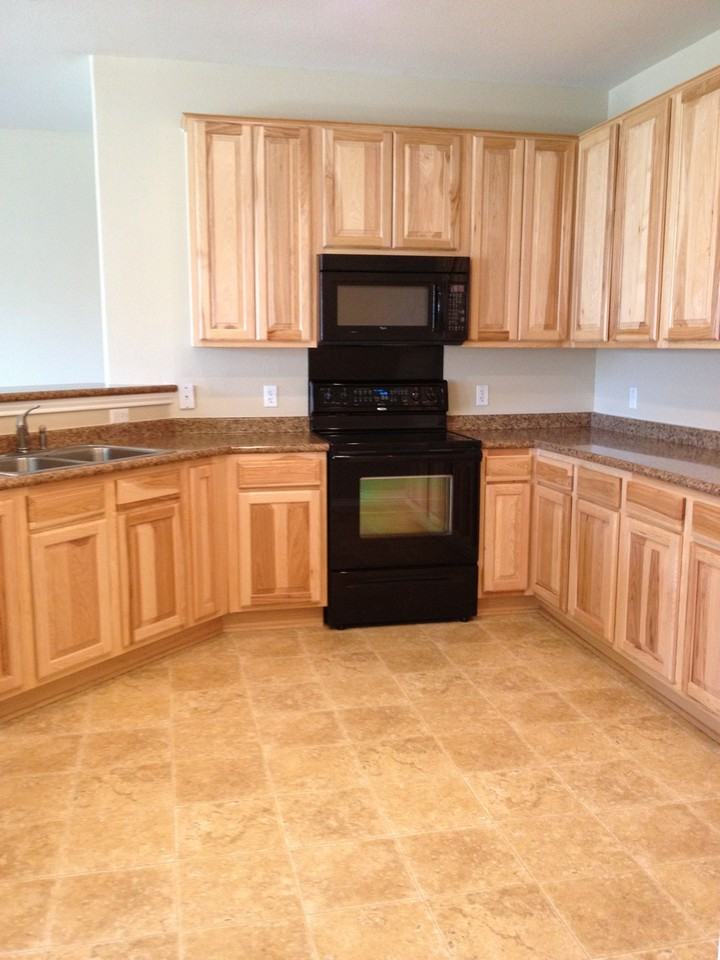 712 Tumbleweed Trl - Photo 2 of 14