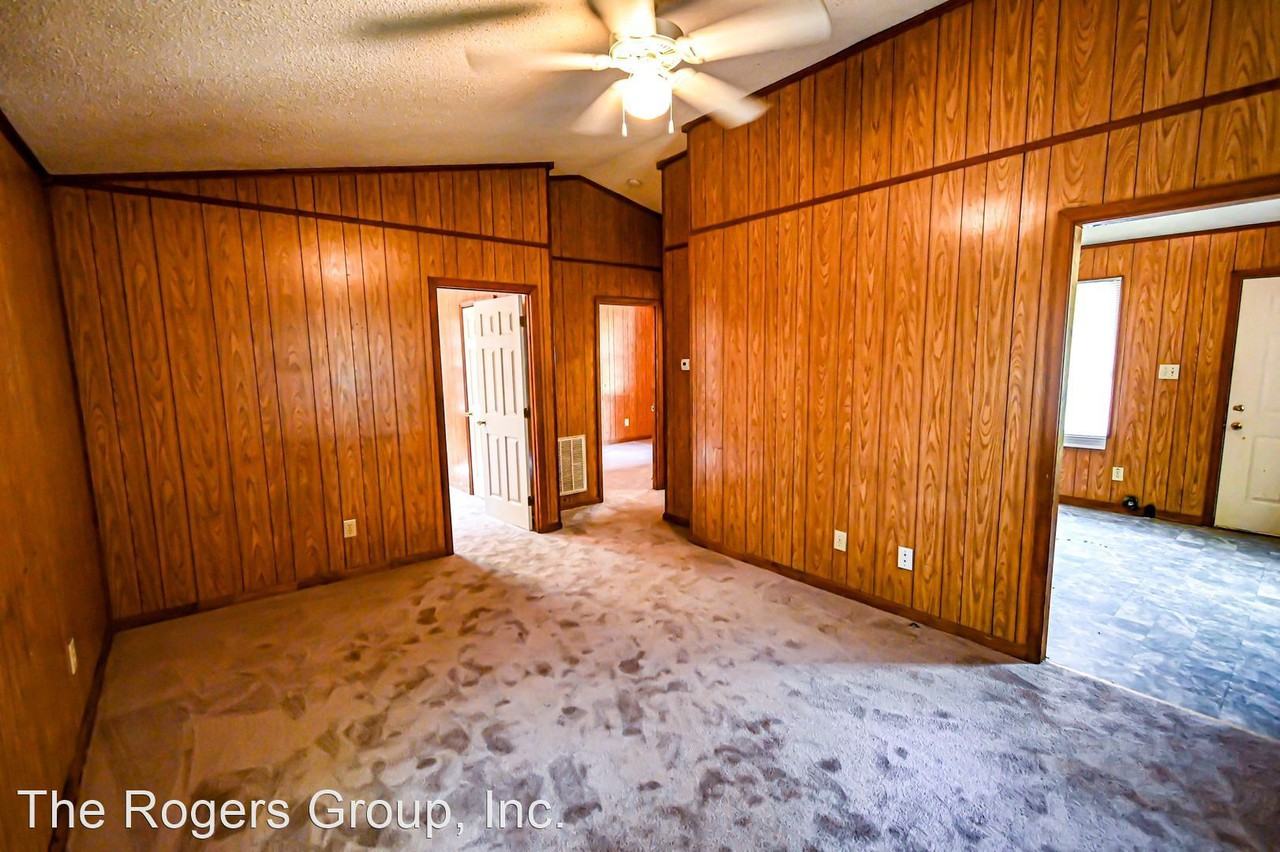 208-210 Dent Lane - Photo 2 of 6