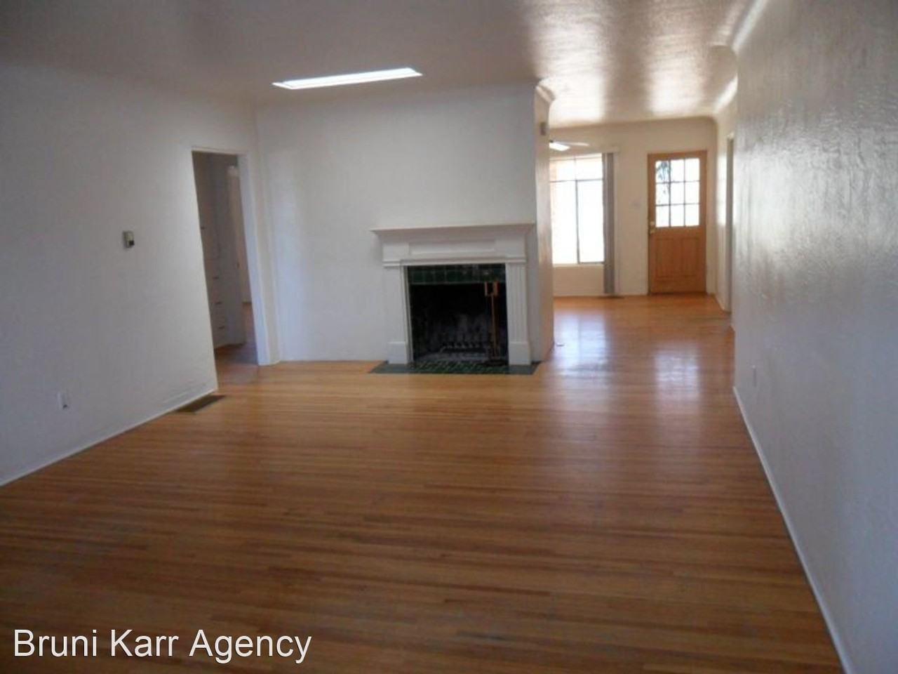 414 Wellesley Dr Se - Photo 2 of 2