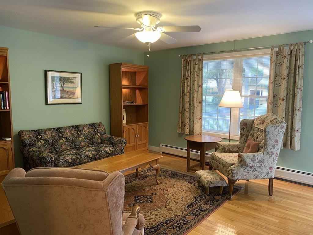 5 Emily Ln #5 - Photo 3 of 18