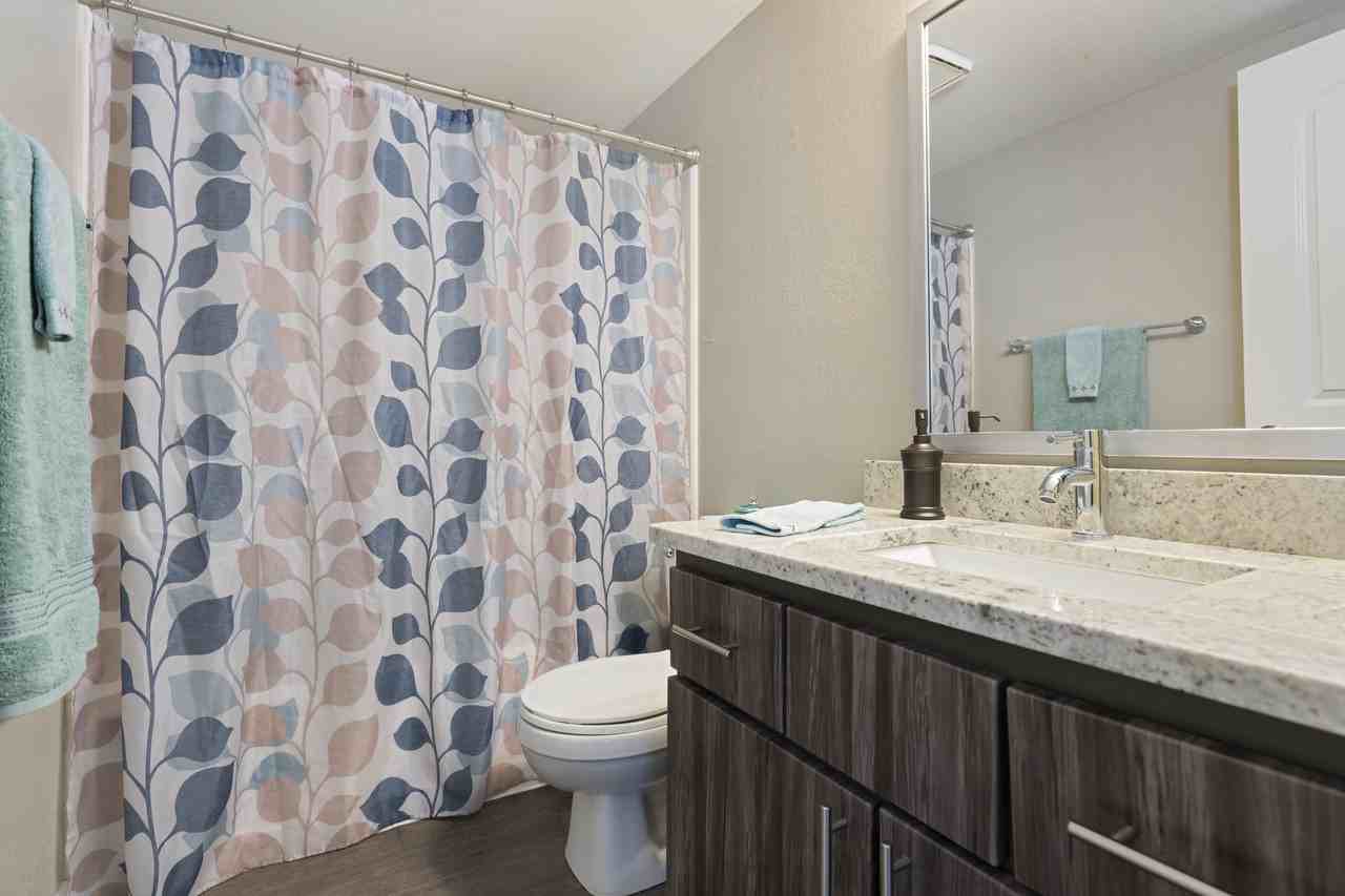 Northland Passage Apartments - Photo 4 of 18