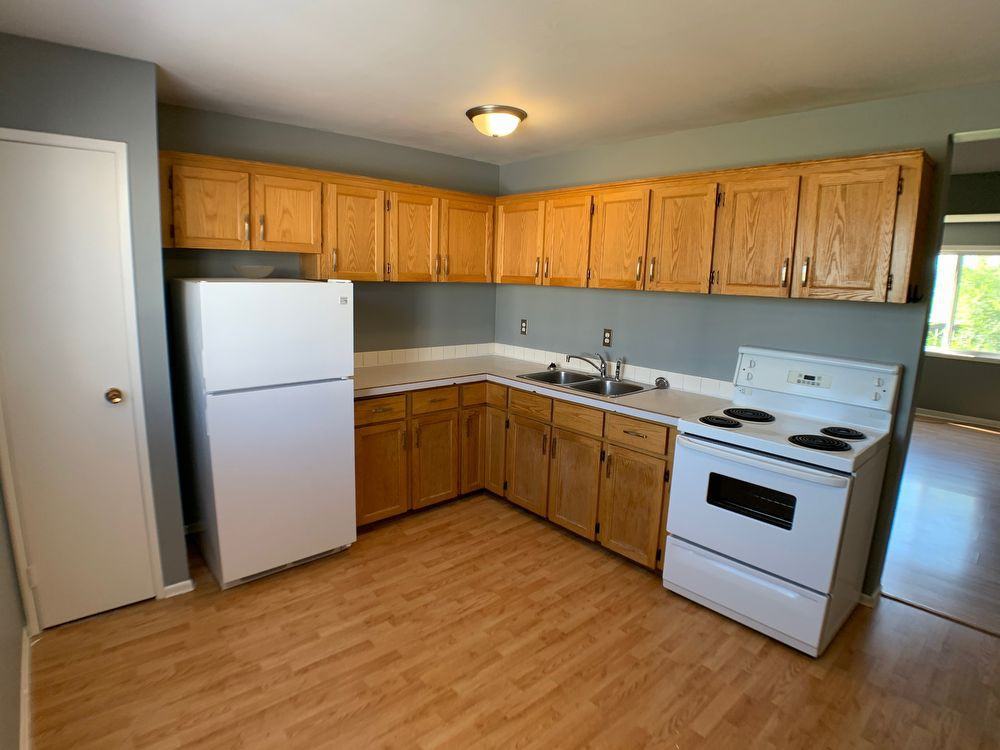 701 37-701 Beacon Hill Drive - Photo 2 of 21