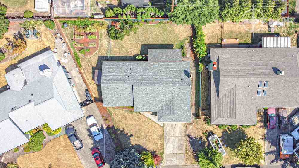 12719 Ne 10th Ave - Photo 2 of 29