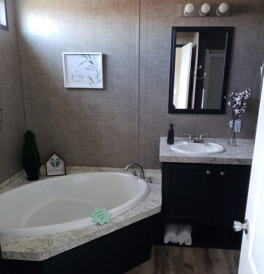 Southern Pointe - Photo 2 of 8