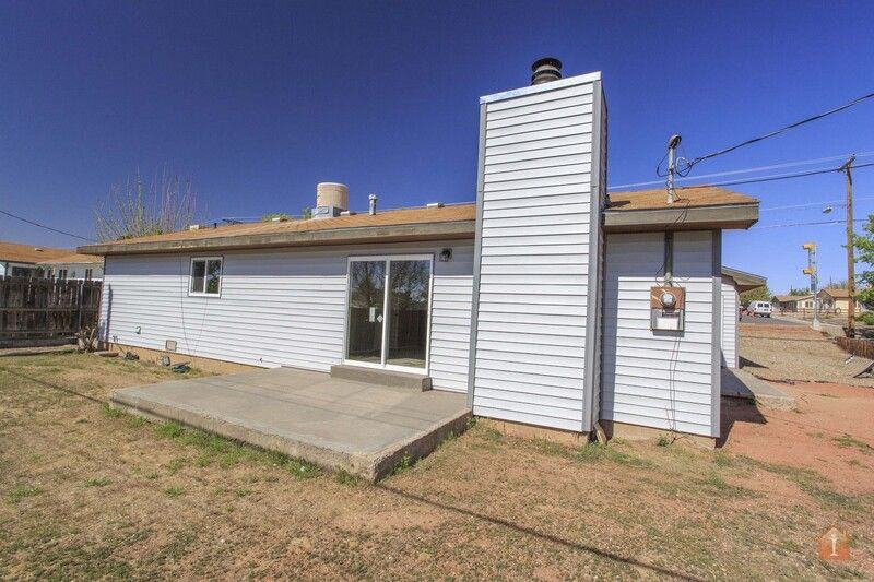 5206 Foothills Dr - Photo 3 of 23
