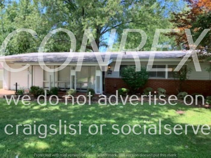 475 Durwood Dr - Photo 2 of 9
