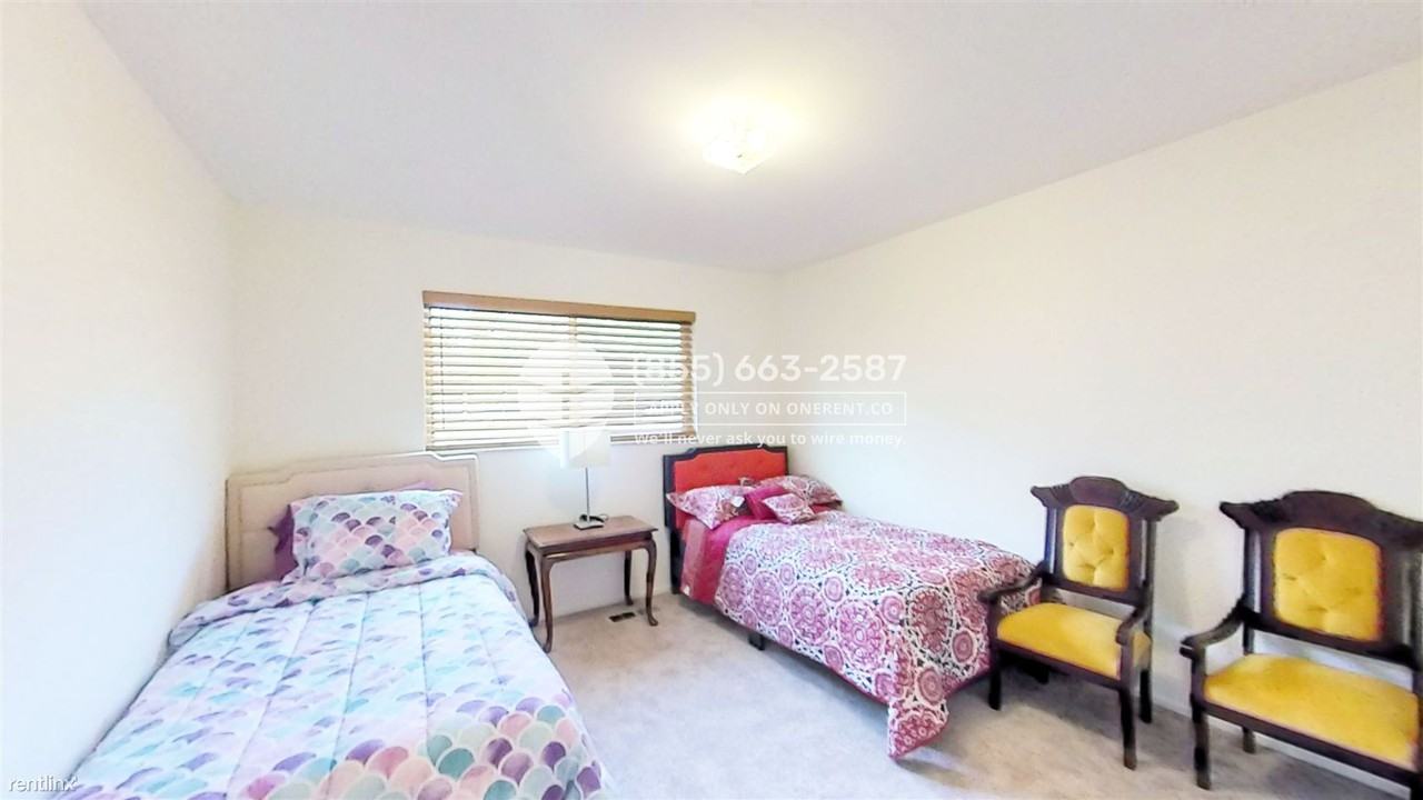 3800 Silver Spur Way - Photo 3 of 13