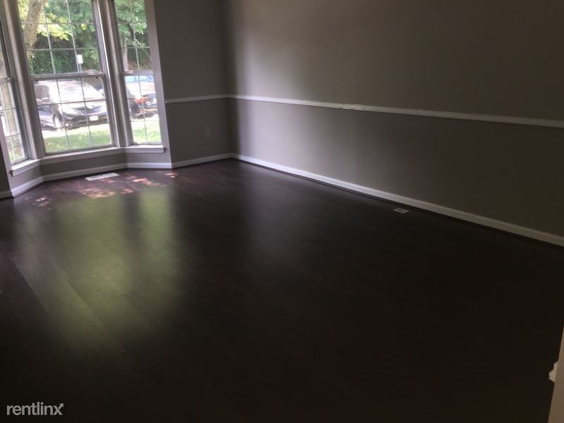 43 Windbluff Ct - Photo 3 of 50