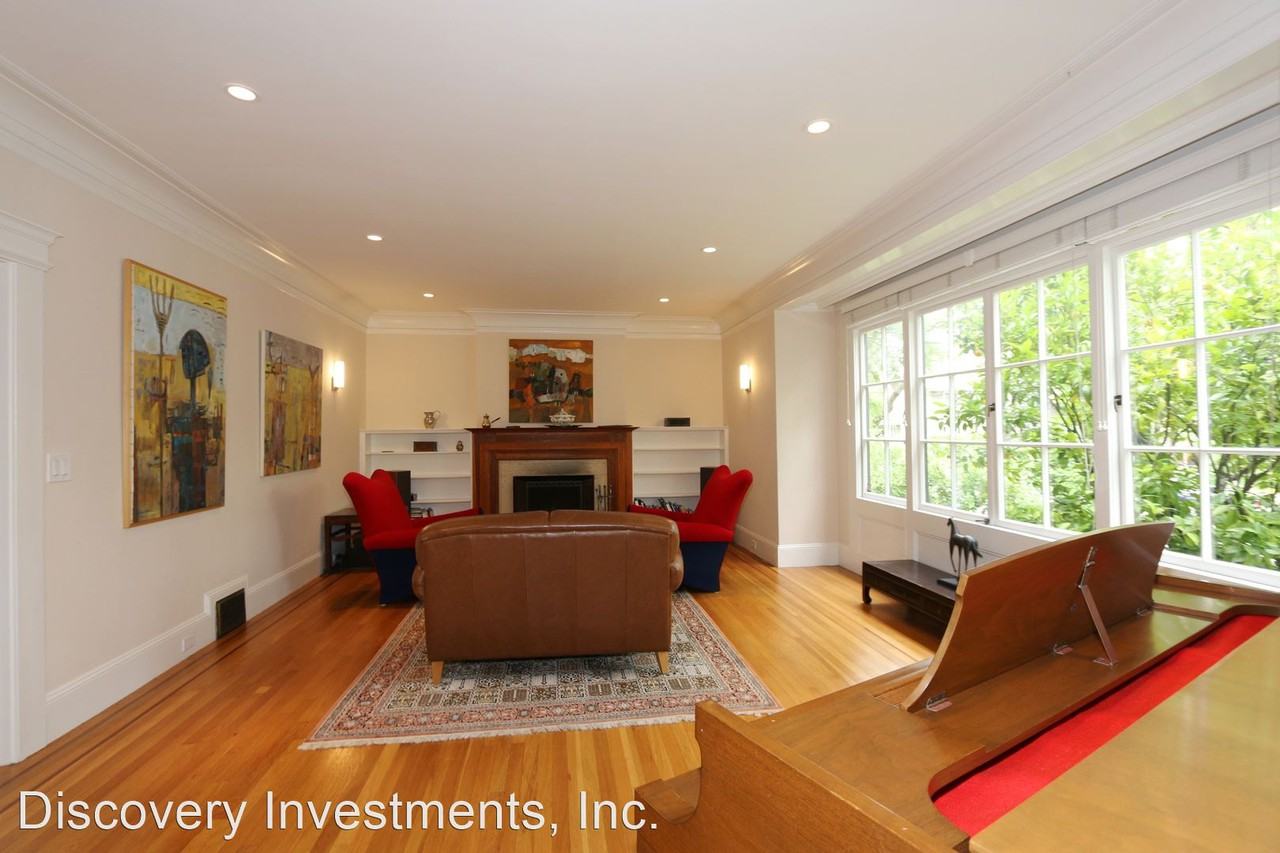 37 Plaza Dr - Photo 3 of 21