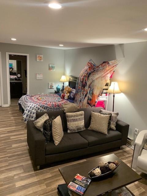 216 Matthews Drive - 1 - Photo 2 of 10