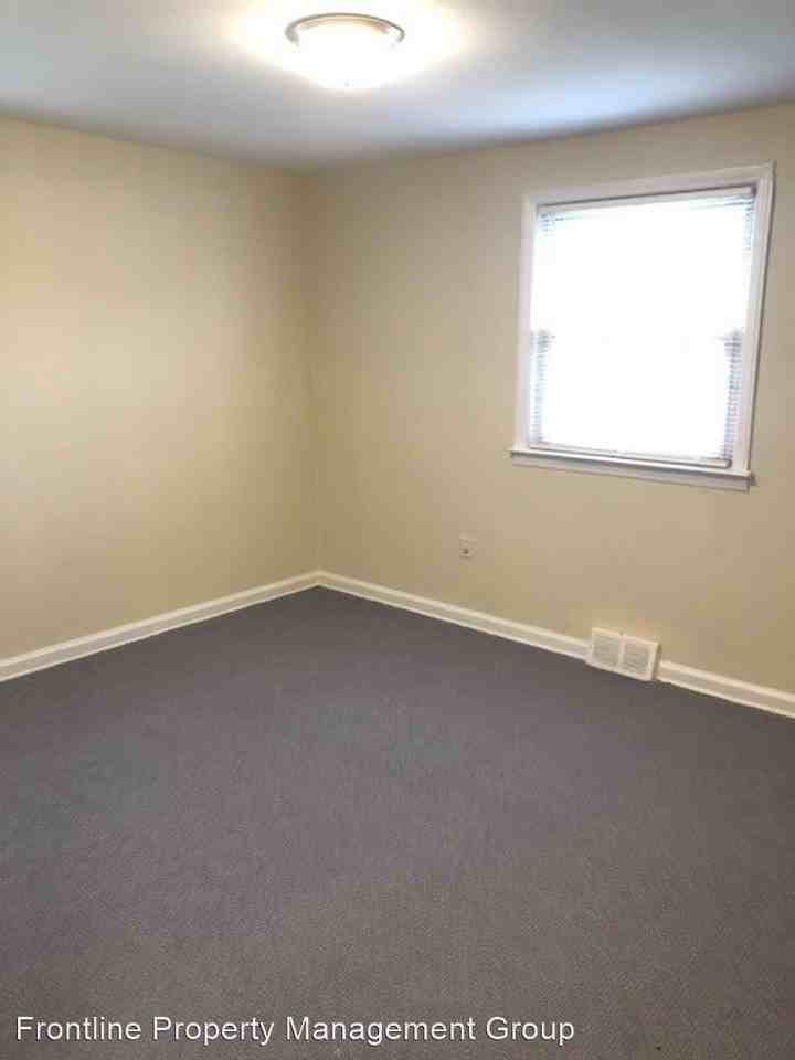 10 Gail Rd - Photo 2 of 24