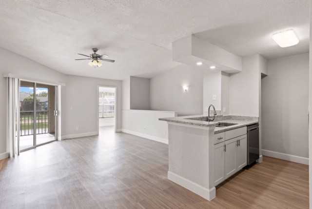 194 Santa Clara Dr - Photo 3 of 10