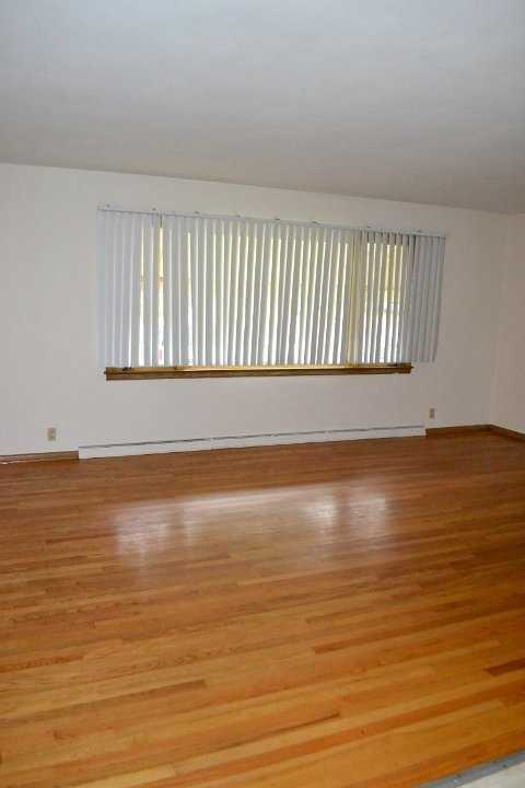 601 N Midvale Blvd - Photo 2 of 7