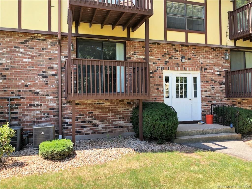 18 18 Surrey Drive A4 - Photo 2 of 15