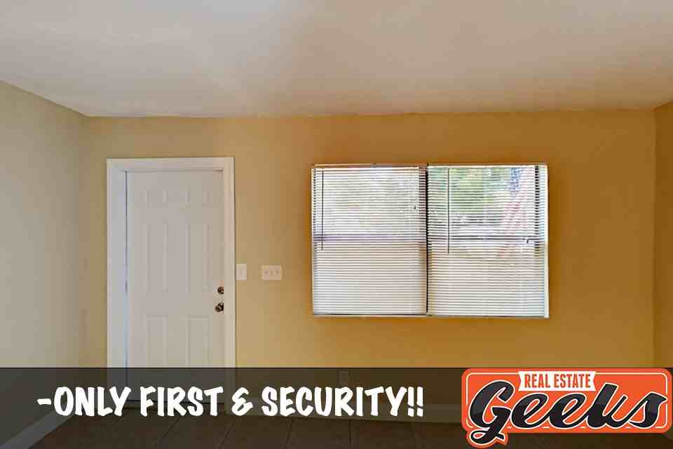 500 South Chillingworth Drive - Photo 2 of 13