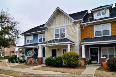 812 Forest Park Rd - Photo 2 of 32