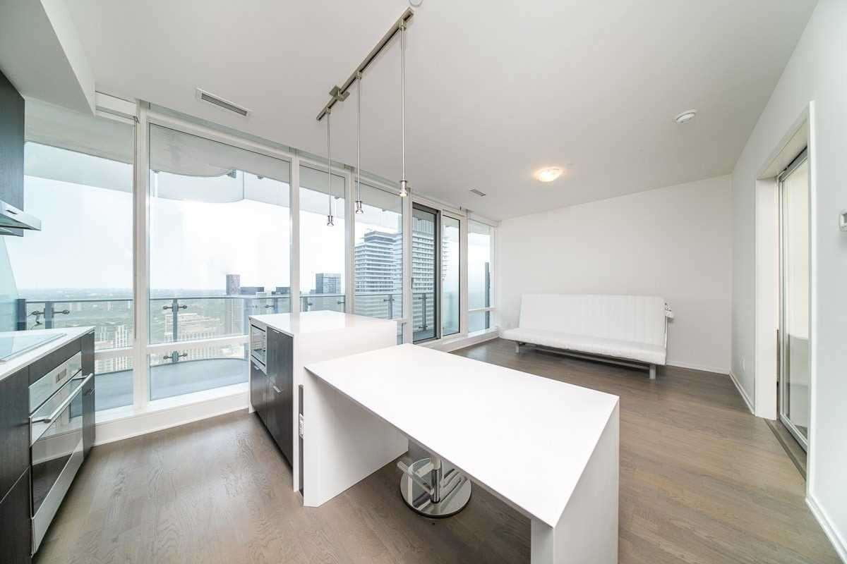 1 Bloor Street East ##4202