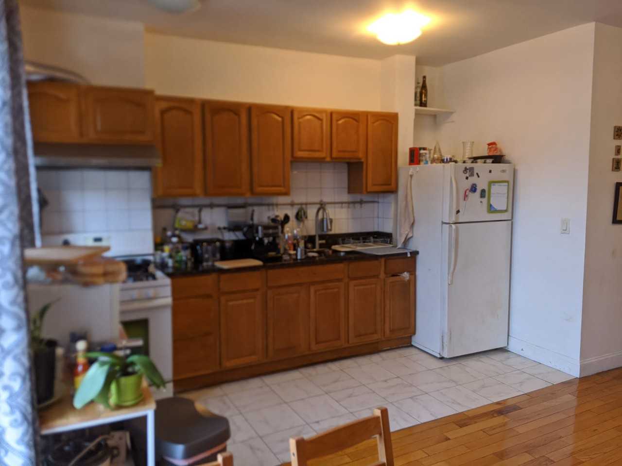 616 East 16th Street - Photo 3 of 12