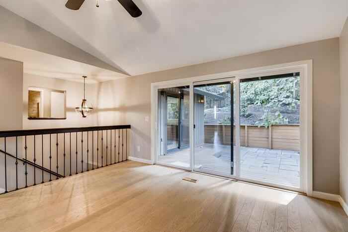 1250 Hemlock St - Photo 3 of 16