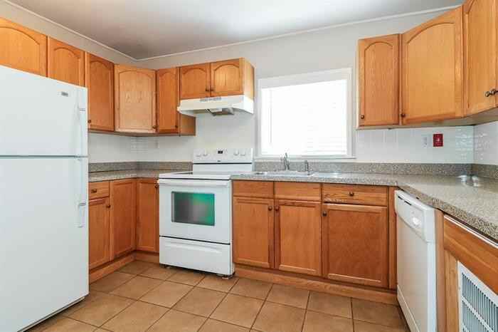 21 Barberry Ln - Photo 3 of 8