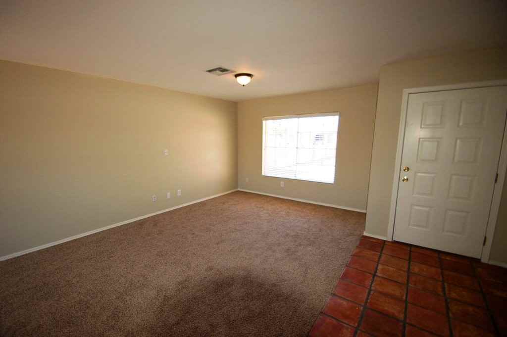 3723 W La Salle St - Photo 2 of 14