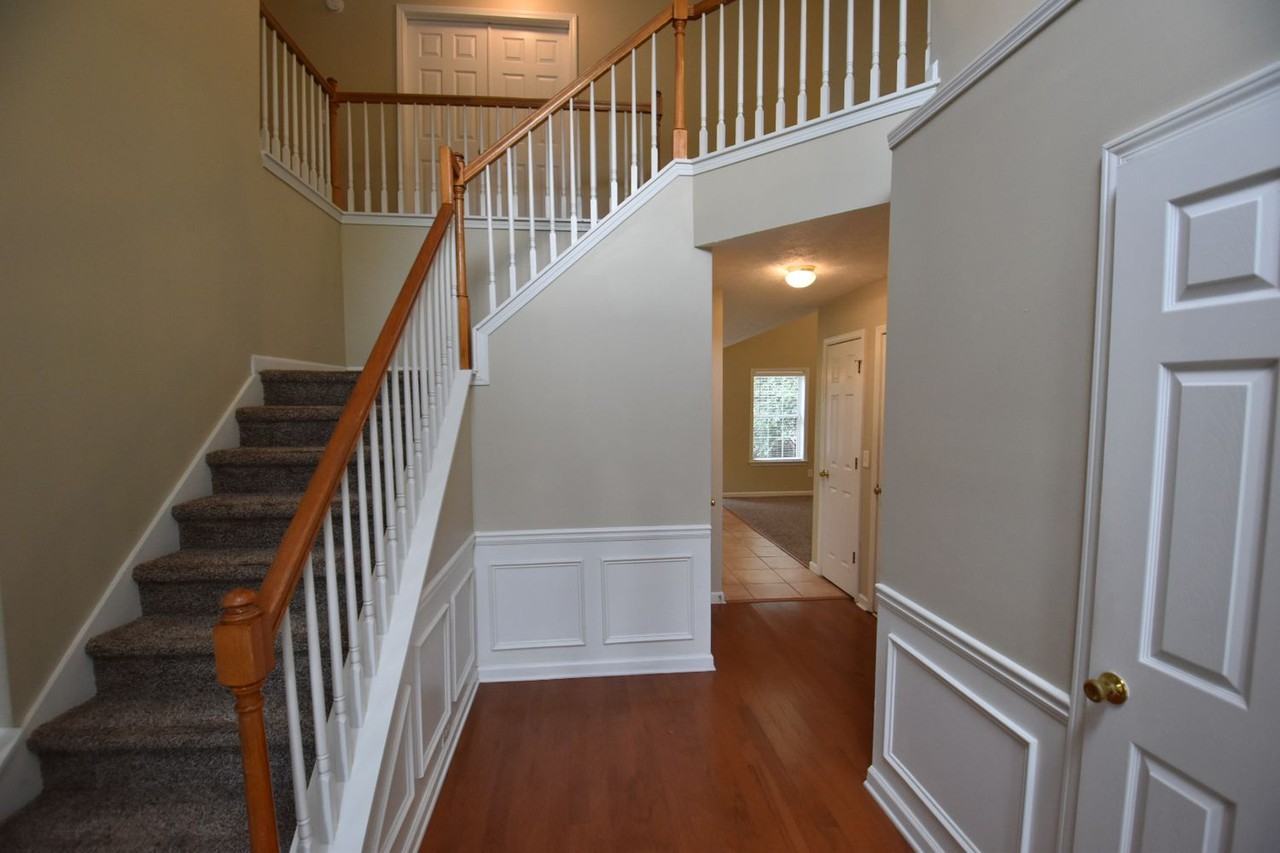 3657 Bancroft Main Nw - Photo 2 of 21