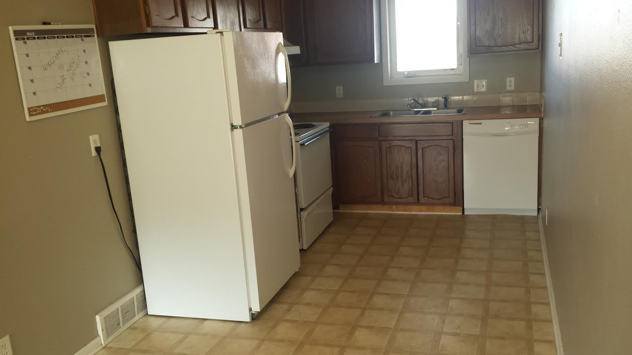 630 N 9th St - Photo 2 of 12