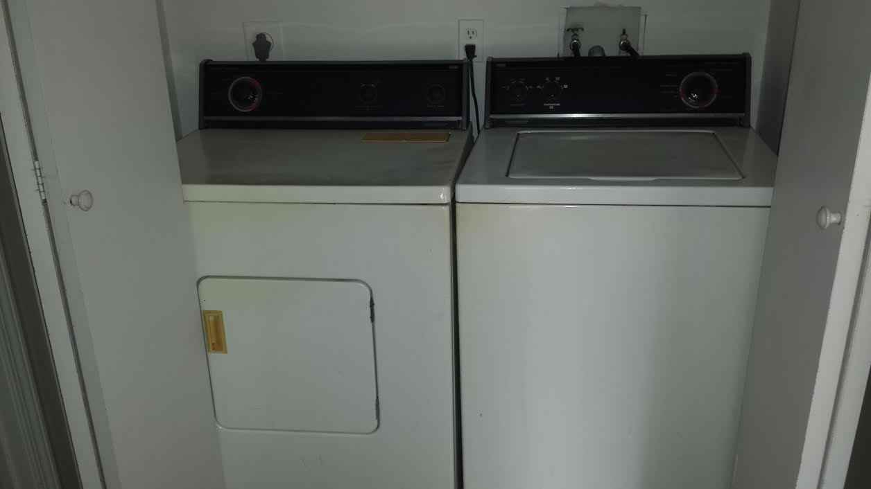 630 N 9th St - Photo 3 of 12