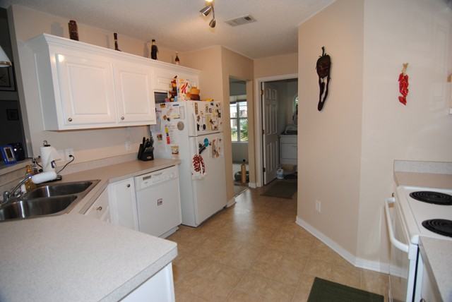 151 Gunwale Rd - Photo 2 of 15