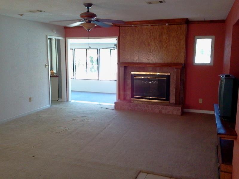 5495 Limestone Rd - Photo 3 of 15